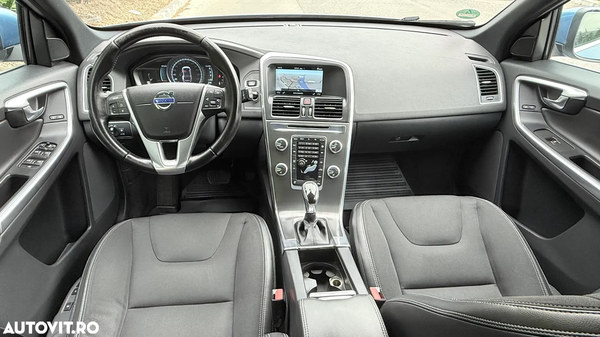 Volvo XC 60 D3 Geartronic Summum - 6