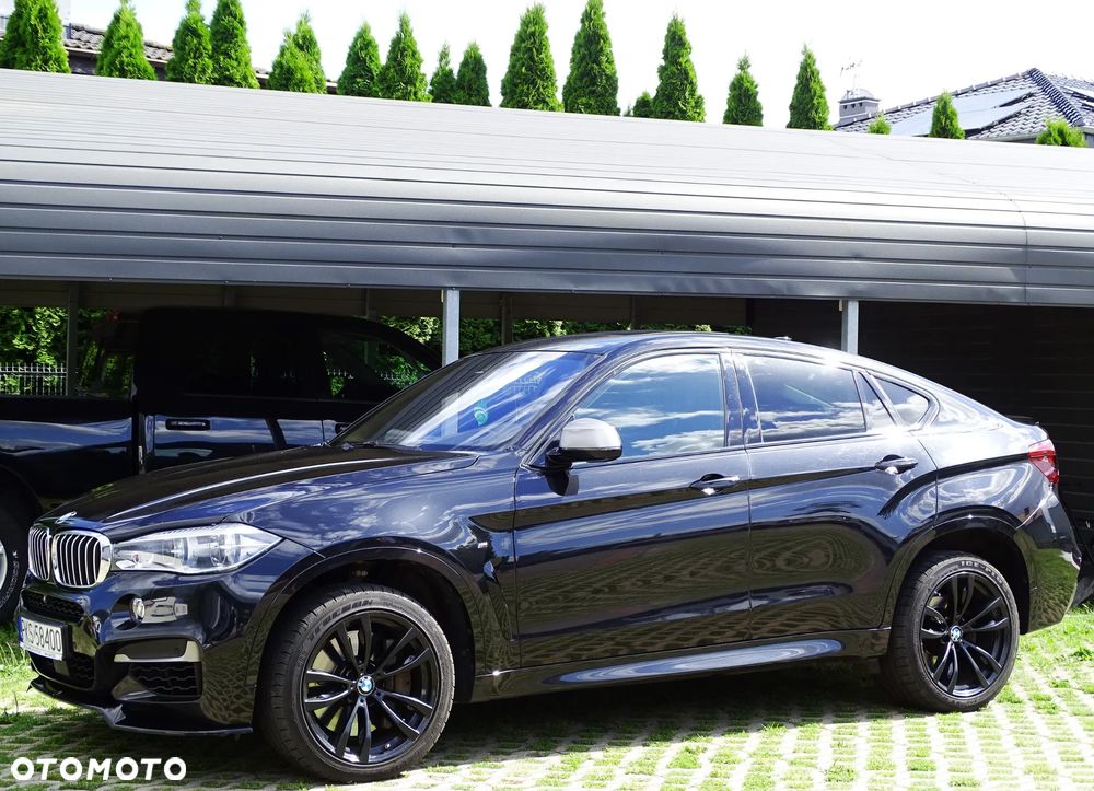 BMW X6M - 1