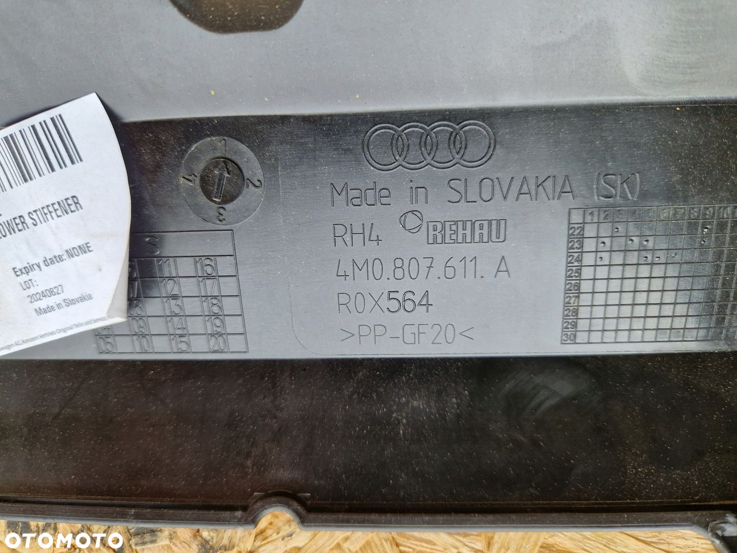 OSŁONA PŁYTA POD ZDERZAK AUDI Q7 4M - 5