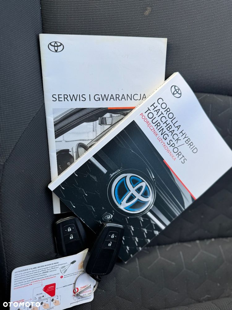 Toyota Corolla 2.0 Hybrid Comfort - 32