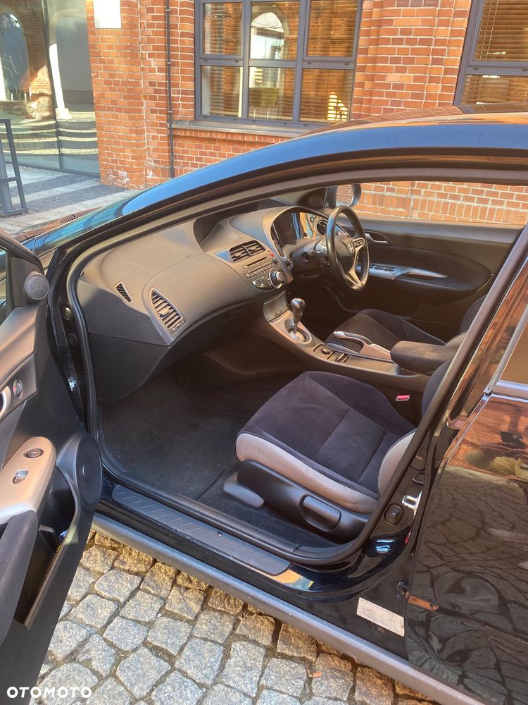 Honda Civic 1.8 Executive - 5