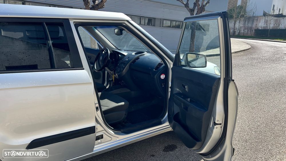 Kia Soul 1.6 CRDi EX - 8