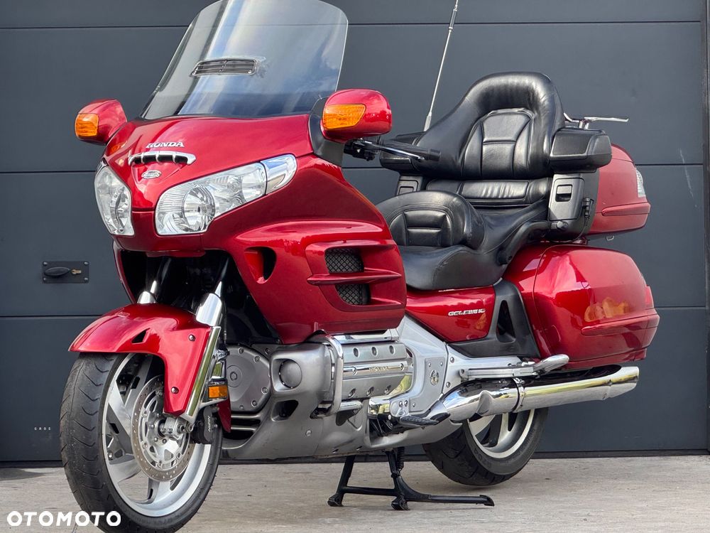 Honda GL - 27