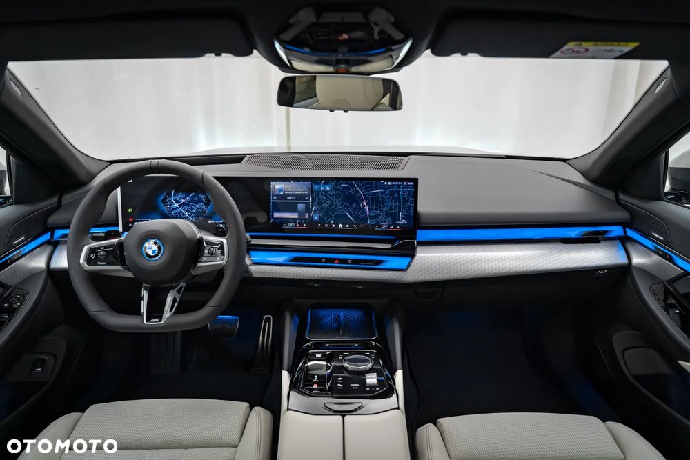 BMW Seria 5 530e xDrive PHEV M Sport - 37