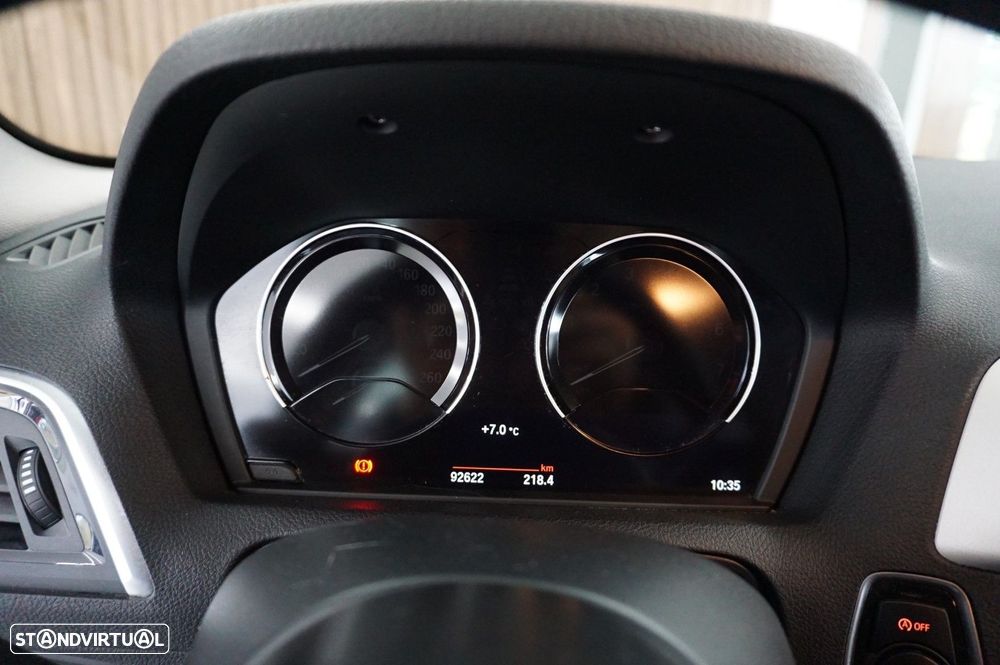 BMW 116 i M Sport - 12