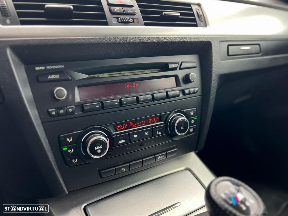 BMW 320 d Cabrio - 8