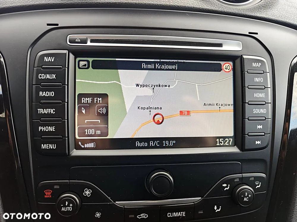 Ford Mondeo Turnier 2.0 EcoBoost Titanium S - 24