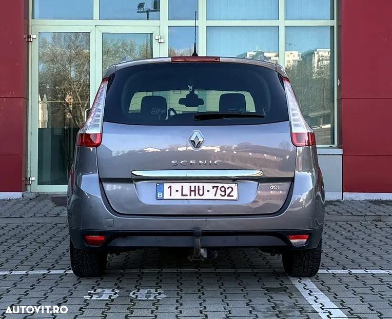 Renault Scenic - 28