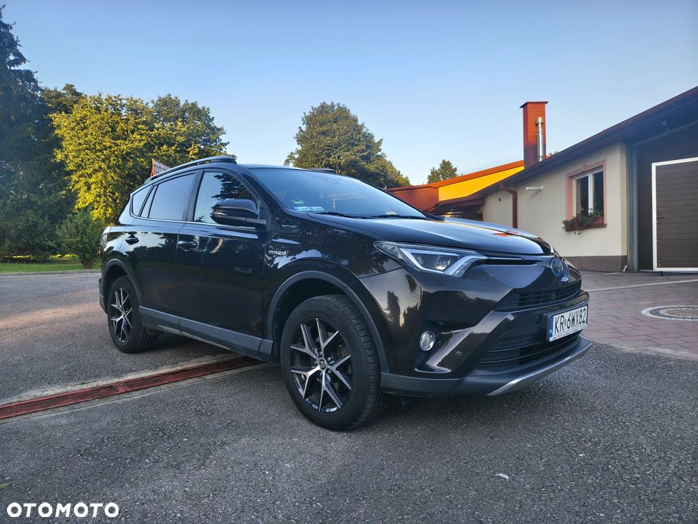 Toyota RAV4 Hybrid Premium 4x4 - 8