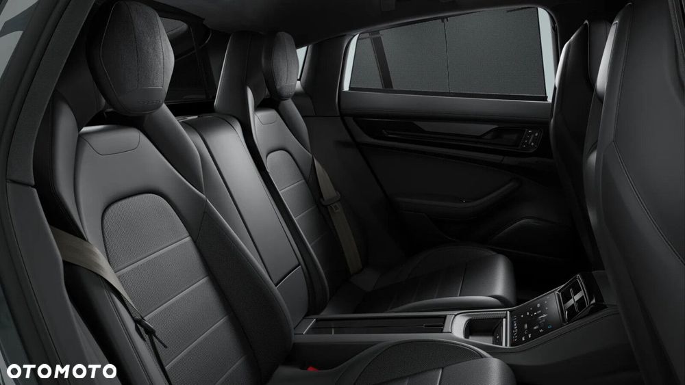 Porsche Panamera - 8