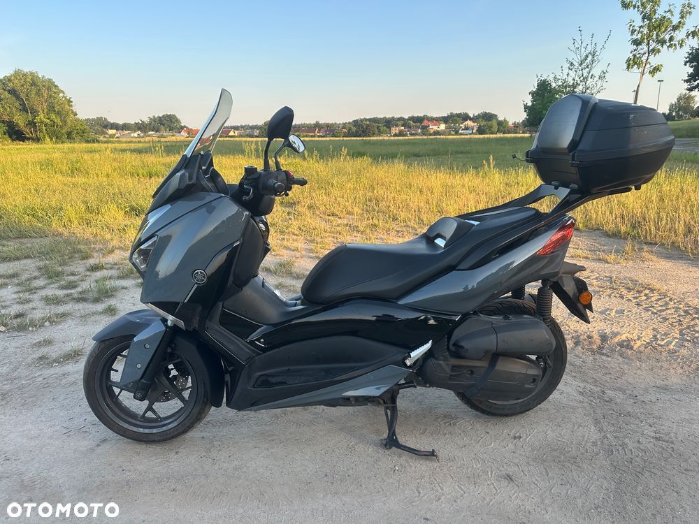 Yamaha X-max - 10