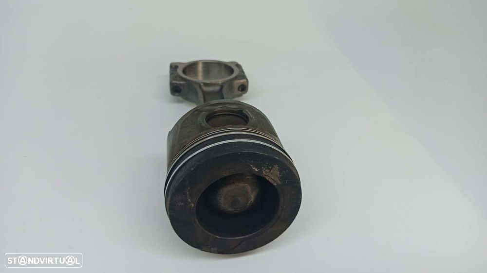 BIELA RENAULT MEGANE III COUPE DYNAMIQUE - 2