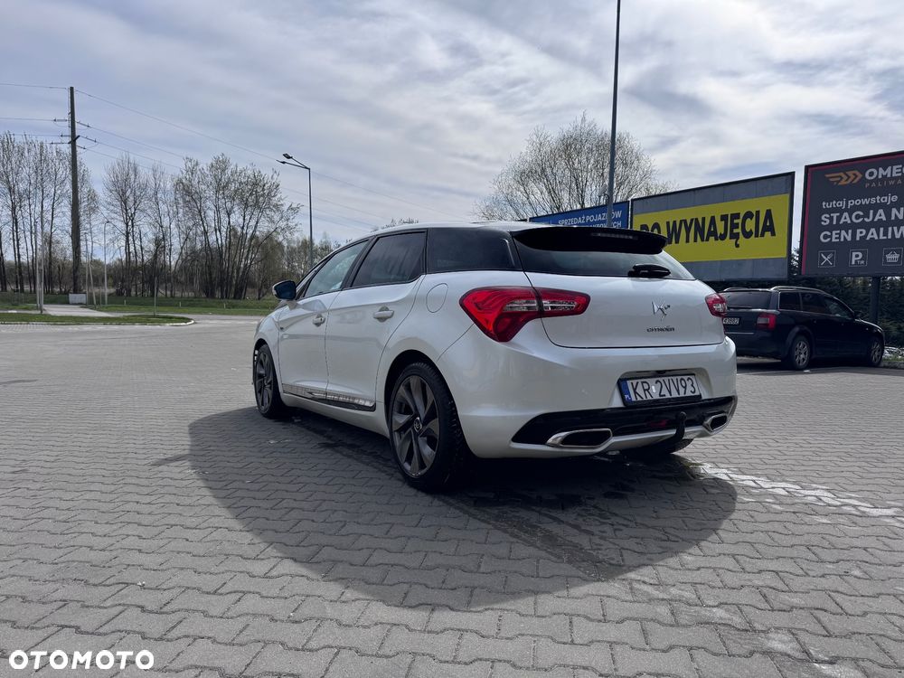 Citroën DS5 HDi 165 SportChic - 3