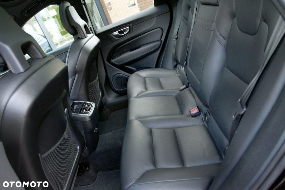 Volvo XC 60 - 23