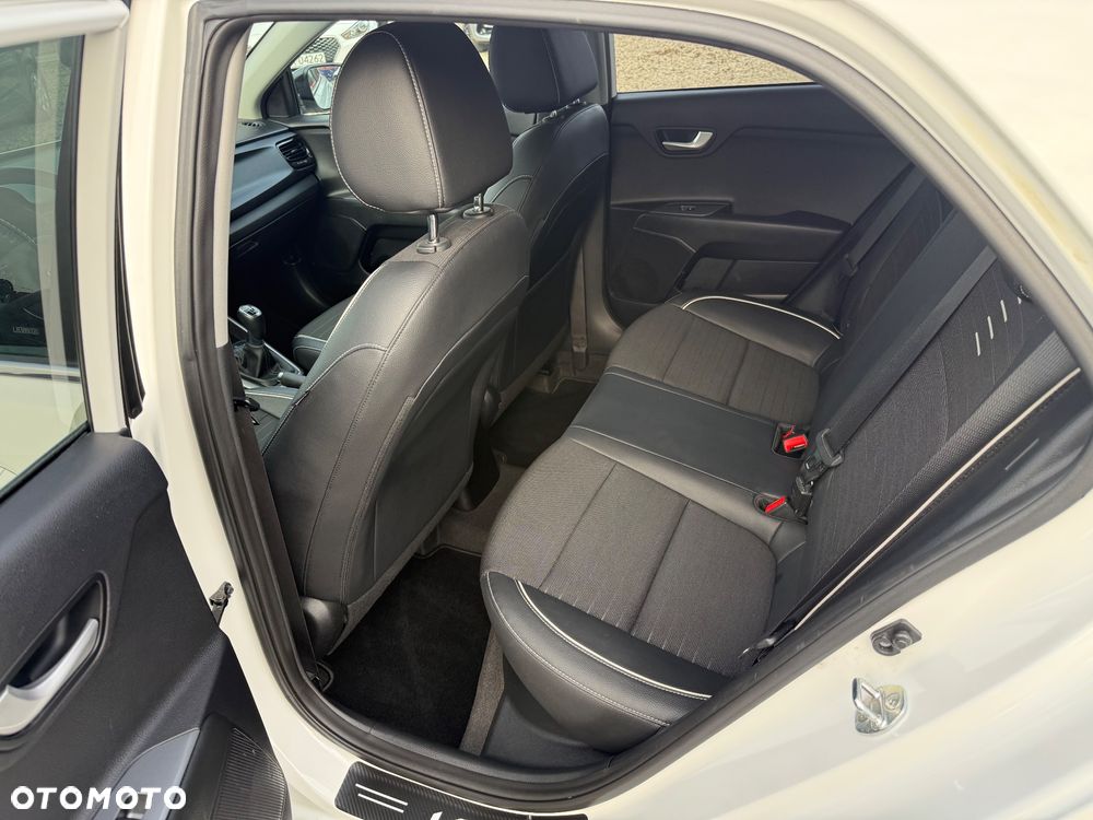 Kia Rio 1.0 T-GDI GT-Line - 12