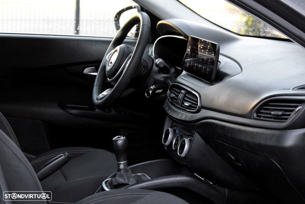 Fiat Tipo Station Wagon Cross 1.0 GSE T3 Cross - 17