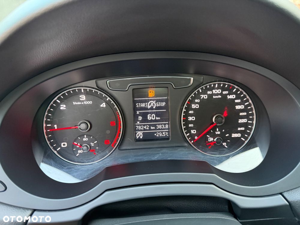 Audi Q3 2.0 TDI S tronic design - 19