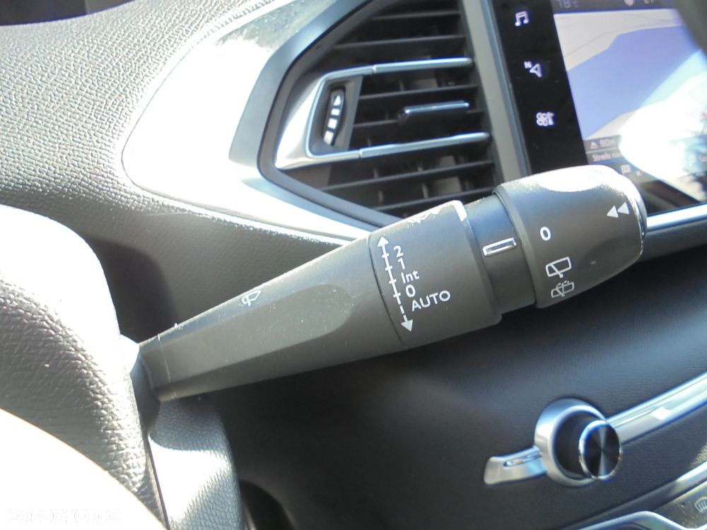 Peugeot 308 BlueHDi 130 Allure Pack - 26