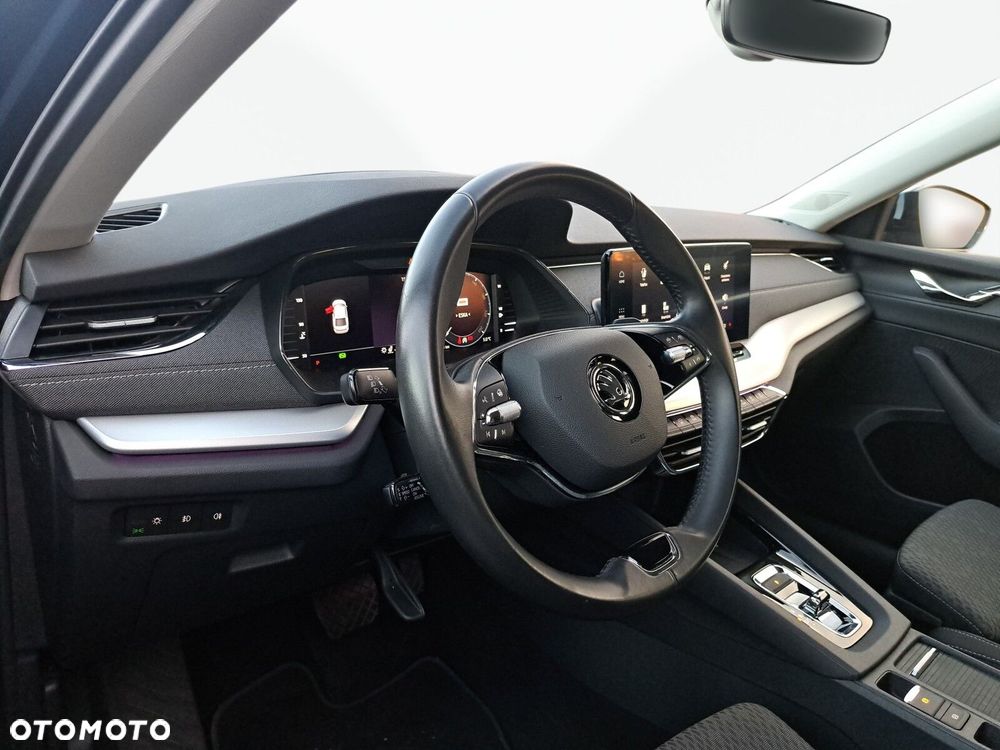 Skoda Octavia 2.0 TDI SCR Style DSG - 32