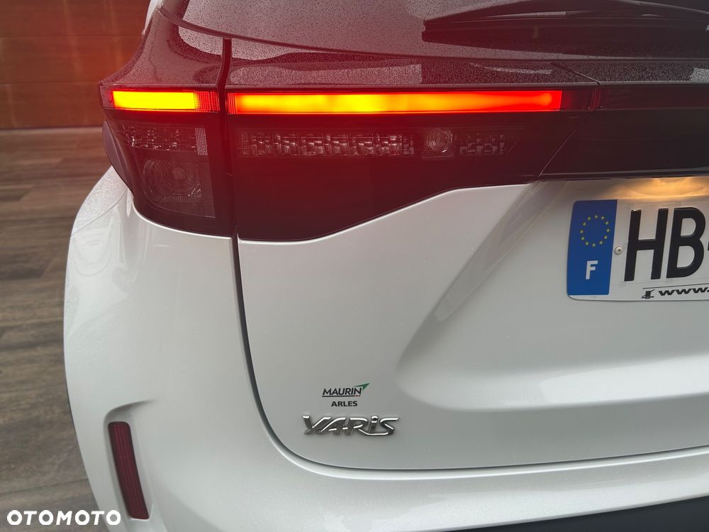 Toyota Yaris Cross Hybrid 1.5 Comfort - 16