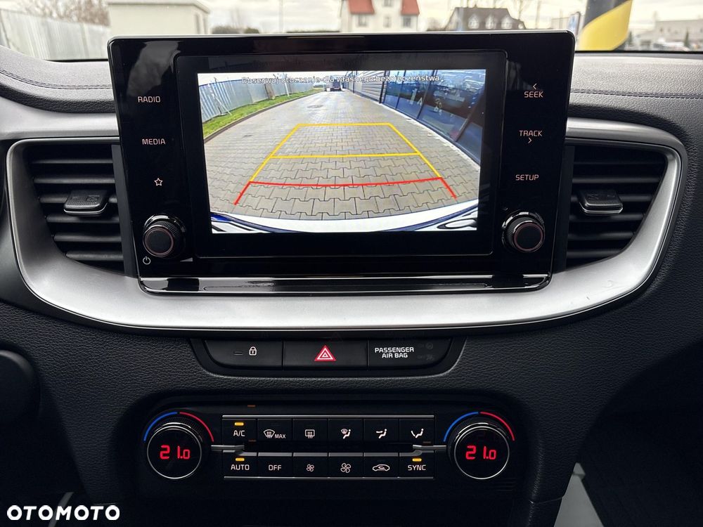 Kia XCeed 1.5 T-GDI M - 21