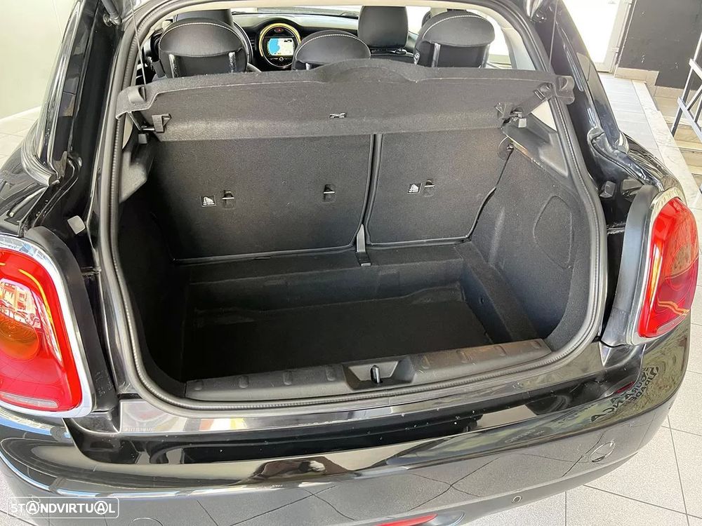 MINI 5 Portas One D - 21