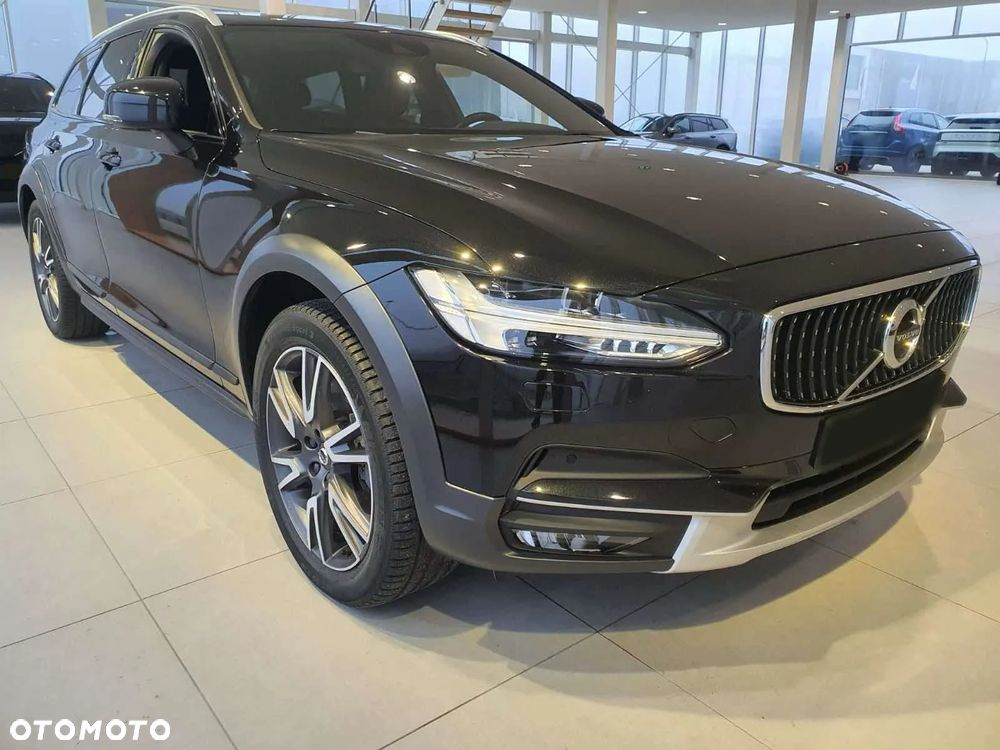Volvo V90 Cross Country D5 AWD Geartronic - 1