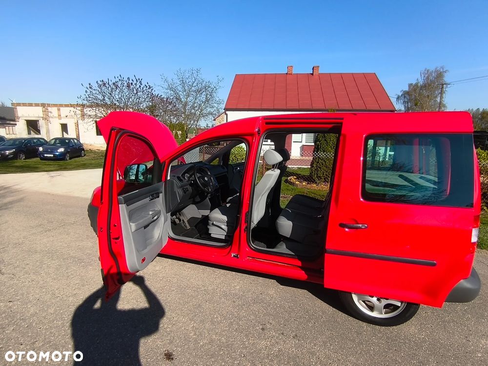 Volkswagen Caddy Life - 27