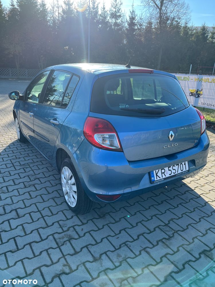 Renault Clio 1.2 16V TCE Alize - 3