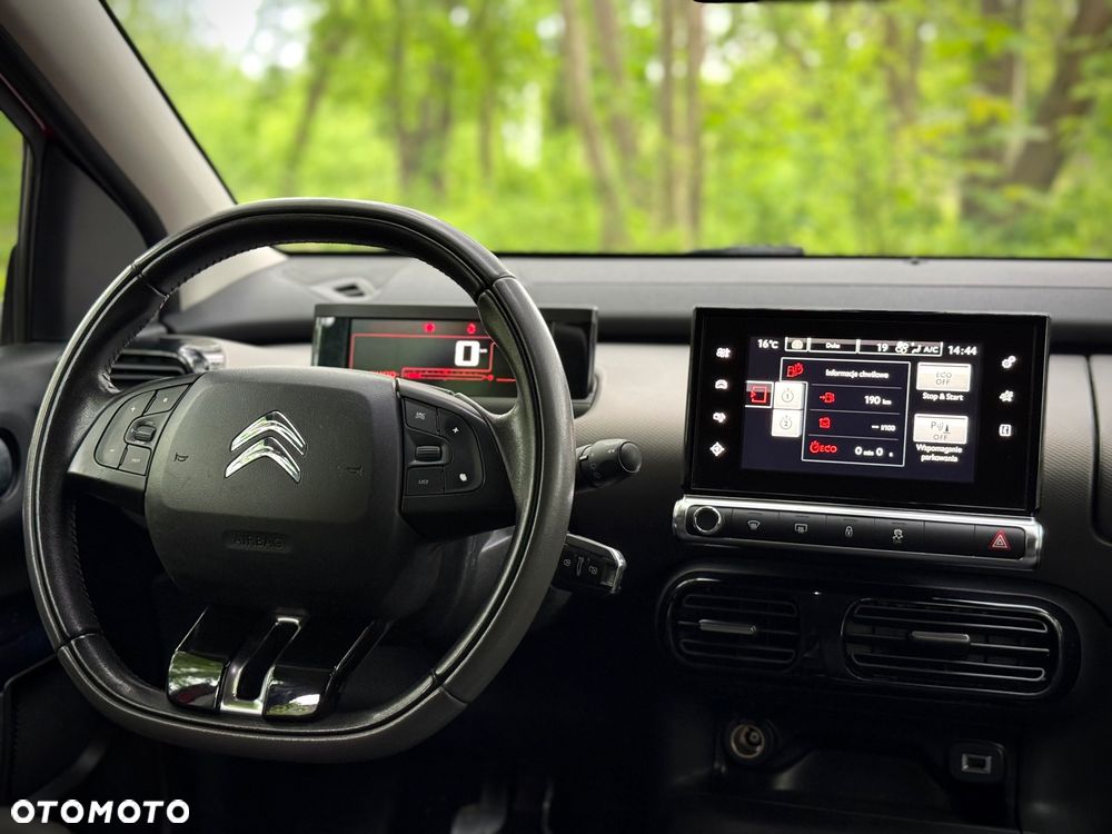 Citroën C4 Cactus 1.2 PureTech Shine S&S - 22