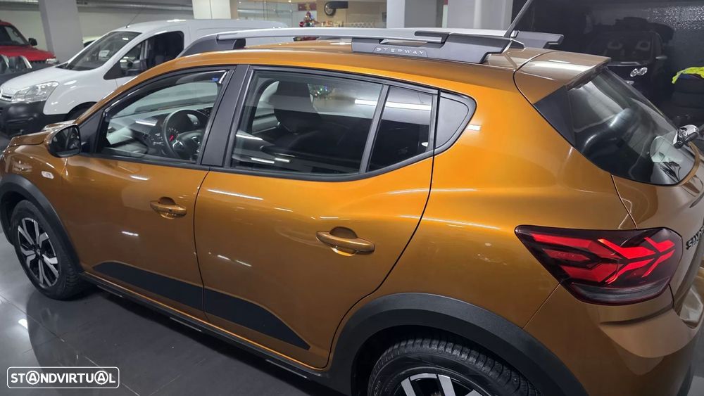 Dacia Sandero Stepway TCe 90 CVT Comfort - 23