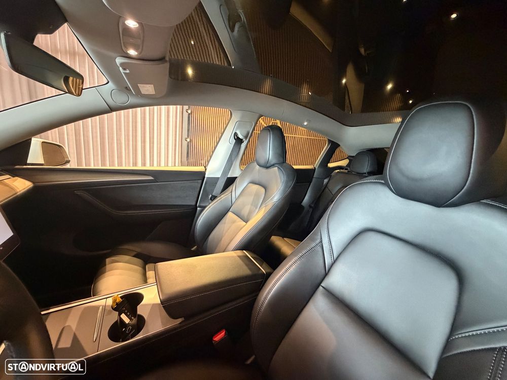 Tesla Model Y Tração Traseira - 19