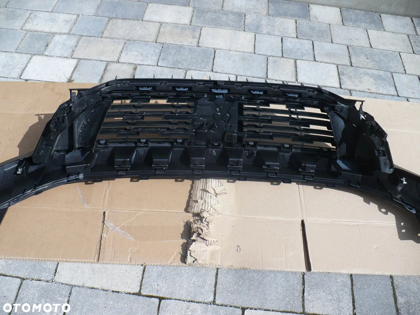 peugeot 508 II 18- model R8 bleda atrapa-grill ORYGI. - 13