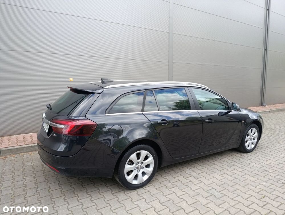 Opel Insignia 2.0 CDTI - 9