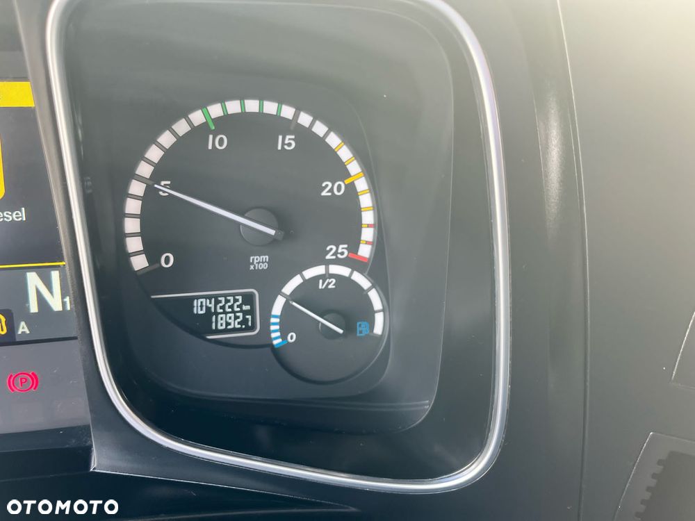 Mercedes-Benz Actros - 5