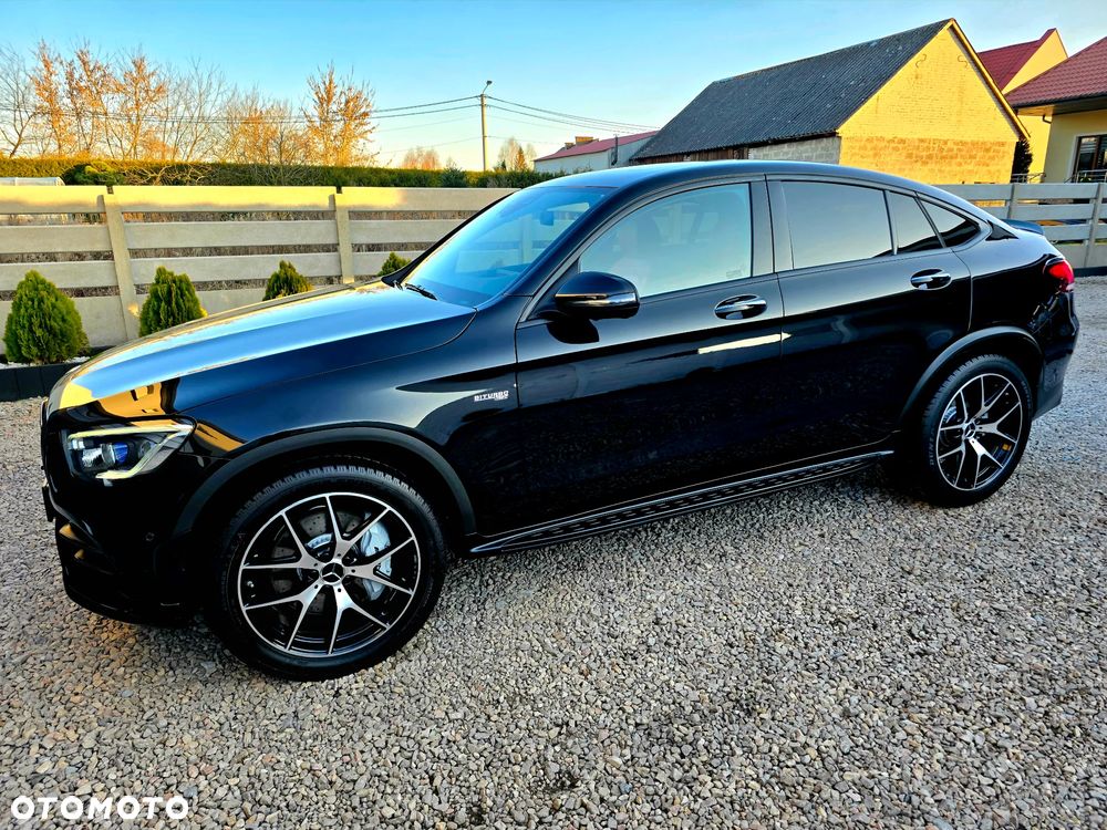 Mercedes-Benz GLC - 33