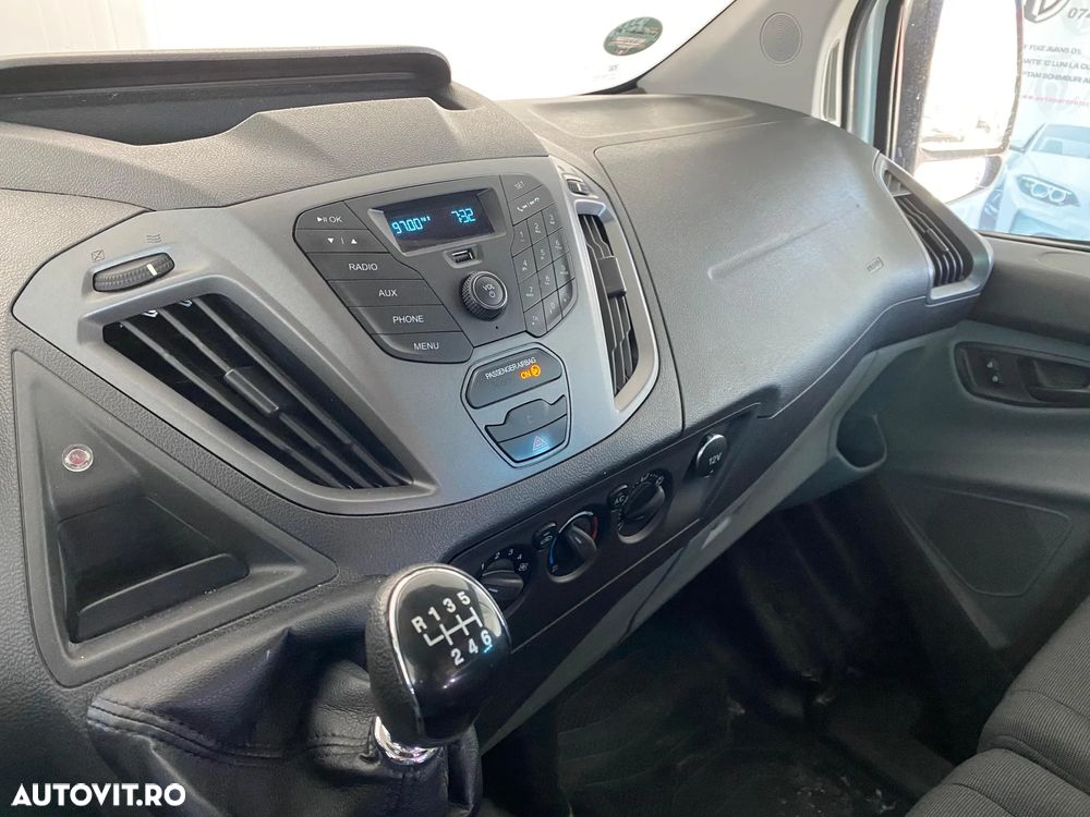 Ford Transit Custom - 13