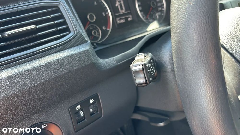 Volkswagen Caddy - 23