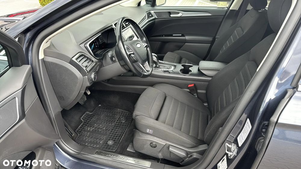 Ford Mondeo 2.0 Hybrid Titanium - 12