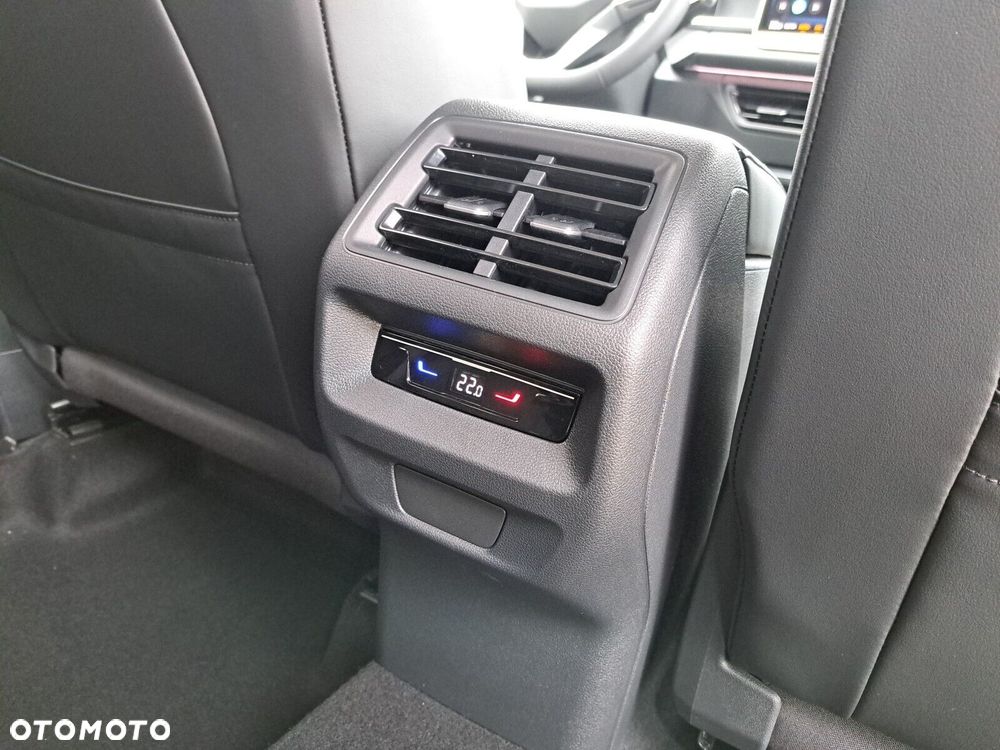 Volkswagen Tayron 1.5 eTSI mHEV Life Plus DSG - 26