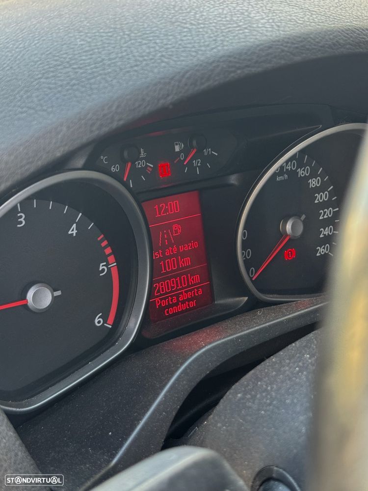 Ford S-Max - 8