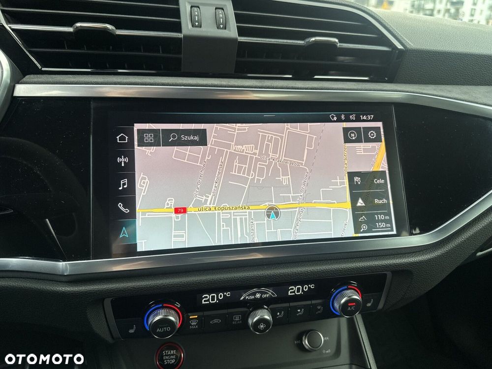 Audi Q3 RS S tronic - 19