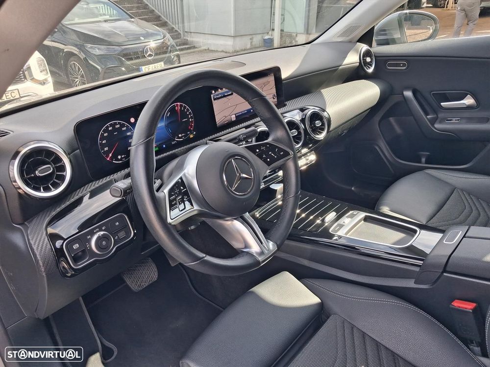 Mercedes-Benz CLA 250 e Shooting Brake Style Plus - 11