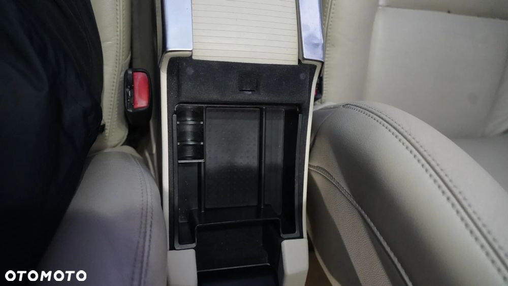 Volvo XC 60 - 25