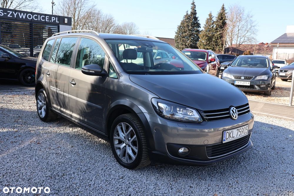 Volkswagen Touran 2.0 TDI DPF Cross DSG - 3