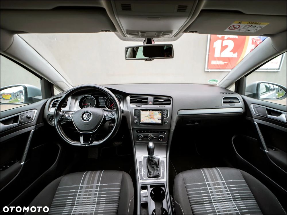 Volkswagen Golf - 7