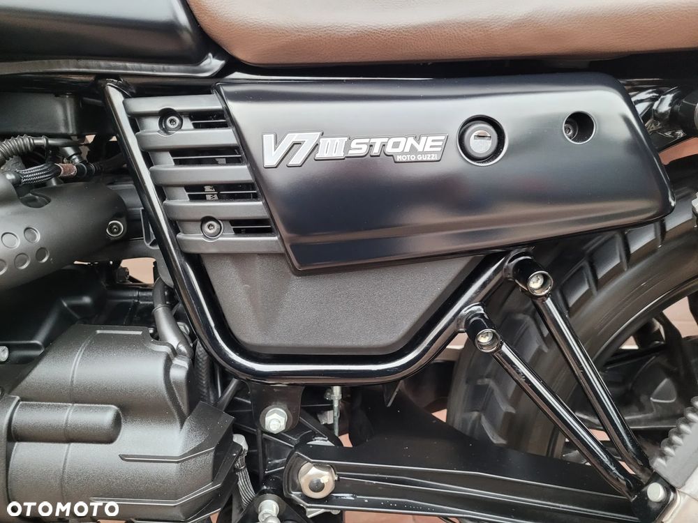 Moto Guzzi V7 - 11