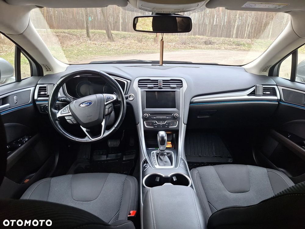 Ford Mondeo 2.0 TDCi Titanium 4WD PowerShift - 9