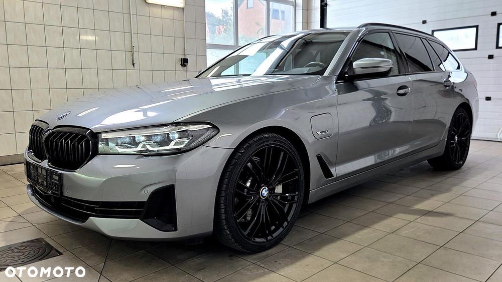 BMW Seria 5 530e xDrive M Sport sport - 3