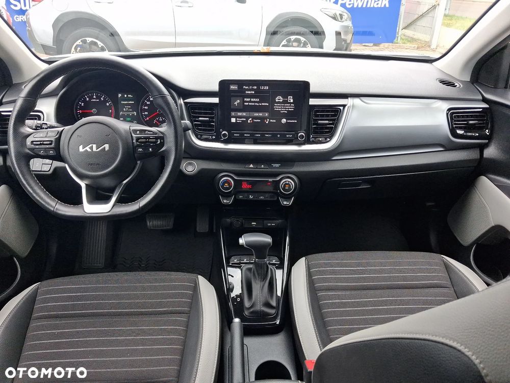 Kia Stonic 1.0 T-GDI L Business Line DCT - 13